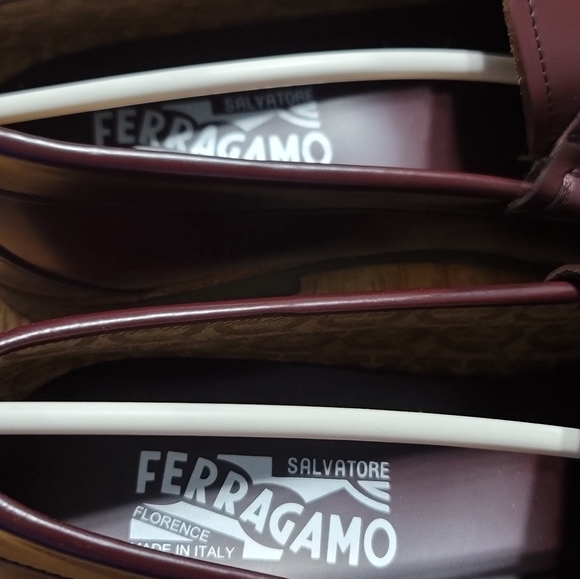 Shoes - Picture 5 of 11